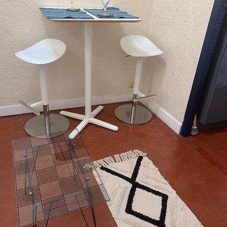 Un Appartement Atypiquement Provencal Le Cannet Extérieur photo