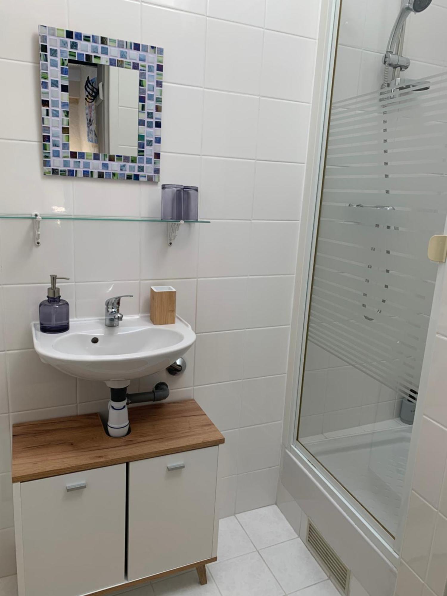Un Appartement Atypiquement Provencal Le Cannet Extérieur photo